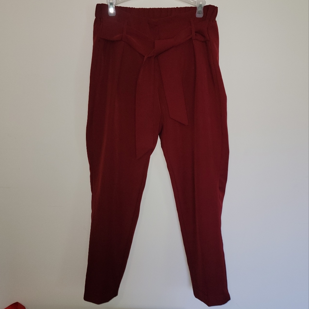 Like new maroon semi-formal front tie spandex pants